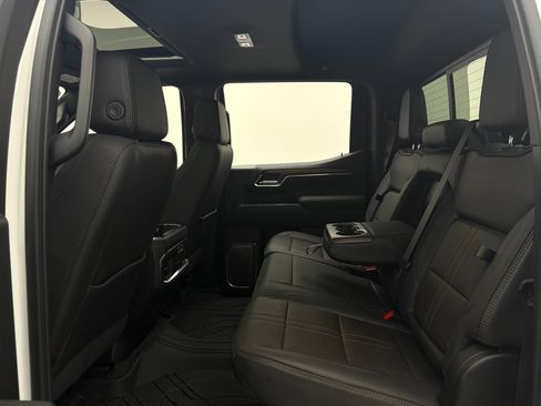Used 2023 Chevrolet Silverado 1500 High Country AWD/4WD image 45