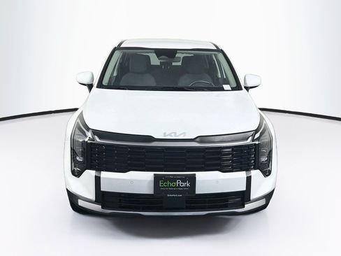 Used 2026 Kia Sportage LX FWD image 2