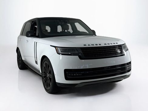 Used 2024 Land Rover Range Rover SE AWD/4WD image 7