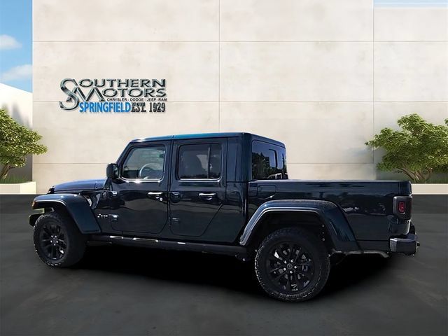 Used 2025 Jeep Gladiator Sport AWD/4WD image 32