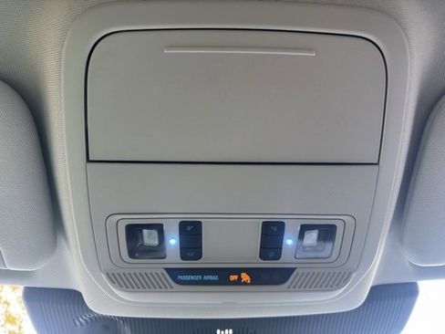 Certified 2025 Ford Explorer Active w/ Active Comfort Package image 22