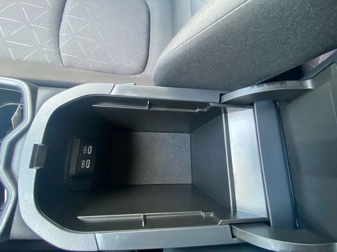 Used 2025 Toyota RAV4 XLE w/ Convenience Package AWD/4WD image 21