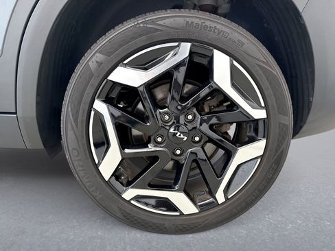 Used 2024 Kia Seltos SX w/ SX Sunroof Package AWD/4WD image 22