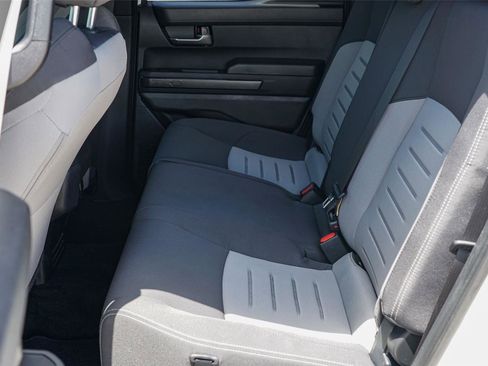 Used 2025 Toyota Tacoma TRD Sport AWD/4WD image 24