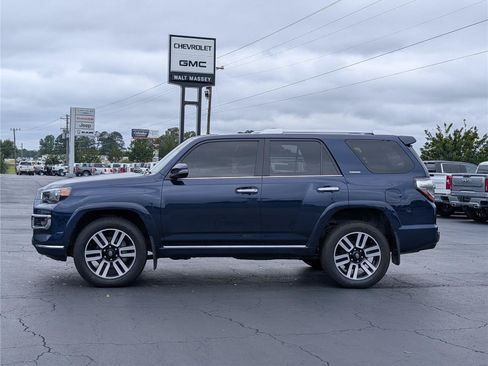 Used 2023 Toyota 4Runner Limited AWD/4WD image 2
