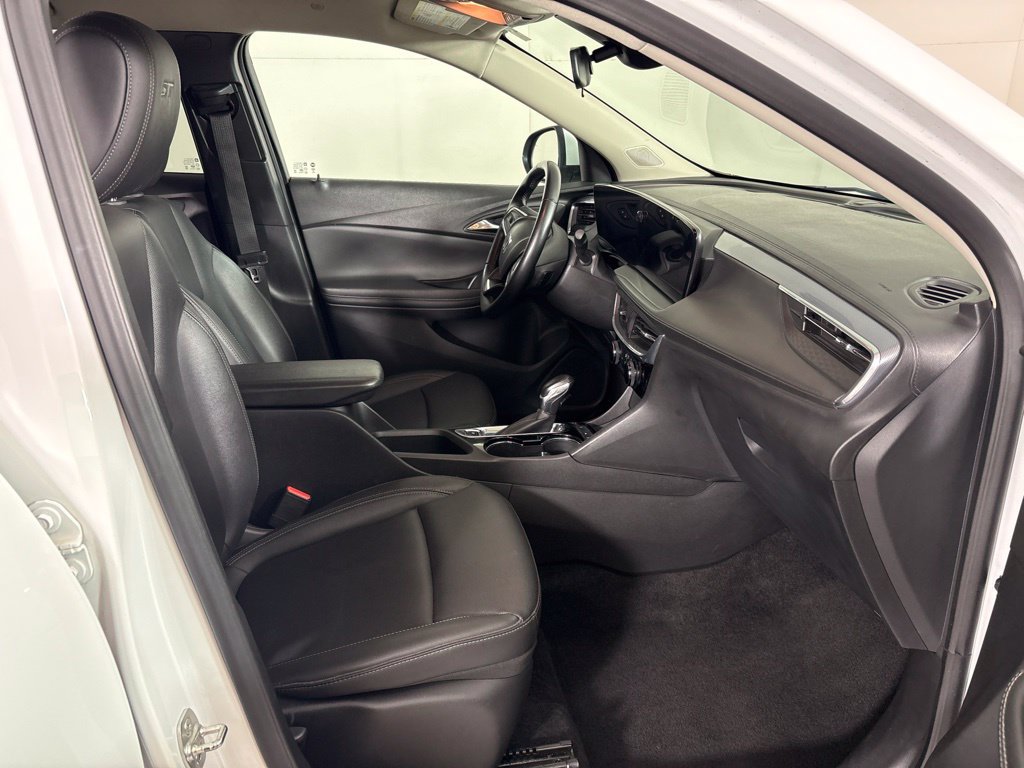 Used 2024 Buick Encore GX Sport Touring FWD image 15