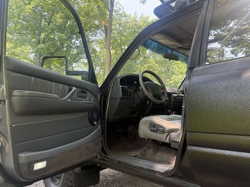 Used 1996 Toyota Land Cruiser AWD/4WD image 39