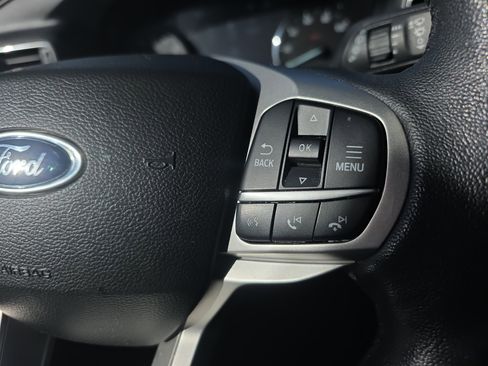 Certified 2022 Ford Explorer XLT w/ Equipment Group 202A image 30