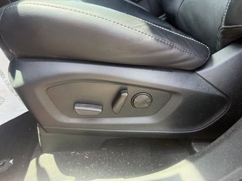Used 2023 Ford Explorer ST w/ Equipment Group 401A AWD/4WD image 19