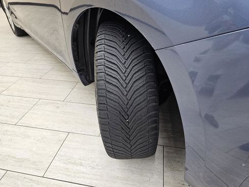 Used 2015 Toyota Sienna Limited FWD image 46