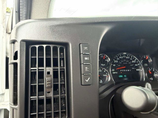 Used 2025 GMC Savana 2500 w/ Driver Convenience Package RWD image 20