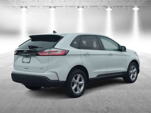 Used 2023 Ford Edge SE AWD/4WD image 8