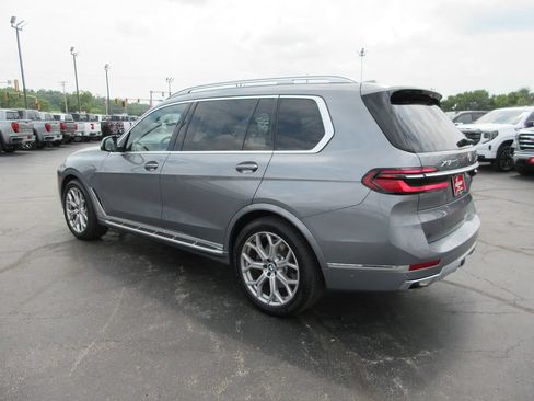 Used 2023 BMW X7 xDrive40i w/ Executive Package AWD/4WD image 10