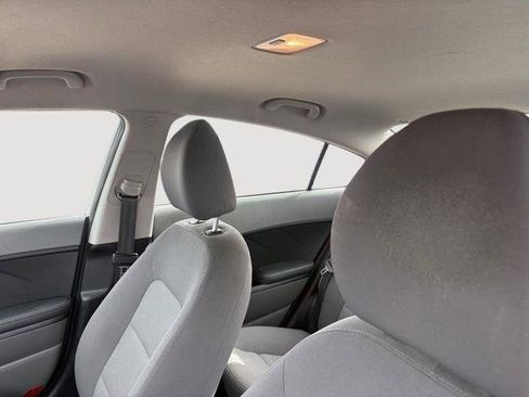 Used 2018 Kia Forte LX FWD image 16