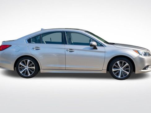 Used 2017 Subaru Legacy 2.5i Limited AWD/4WD image 6