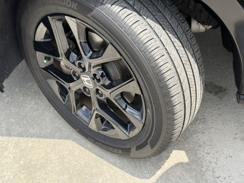 Used 2025 Honda HR-V EX-L image 34