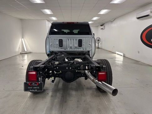 New 2026 GMC Sierra 3500 Pro w/ Convenience Package image 6