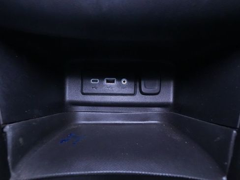 Used 2019 Chevrolet Equinox LT image 31