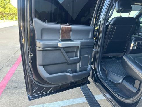 Used 2017 Ford F350 Platinum w/ Platinum Ultimate Package AWD/4WD image 19