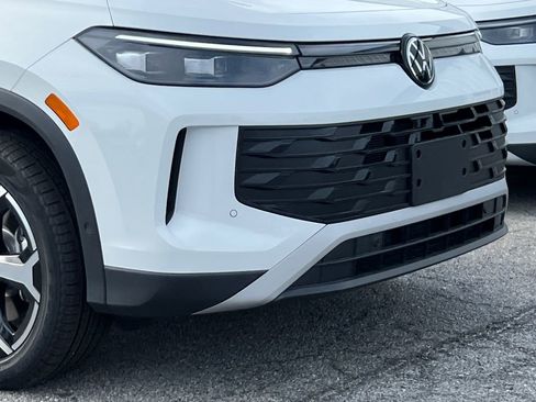 New 2026 Volkswagen Tiguan SE image 4