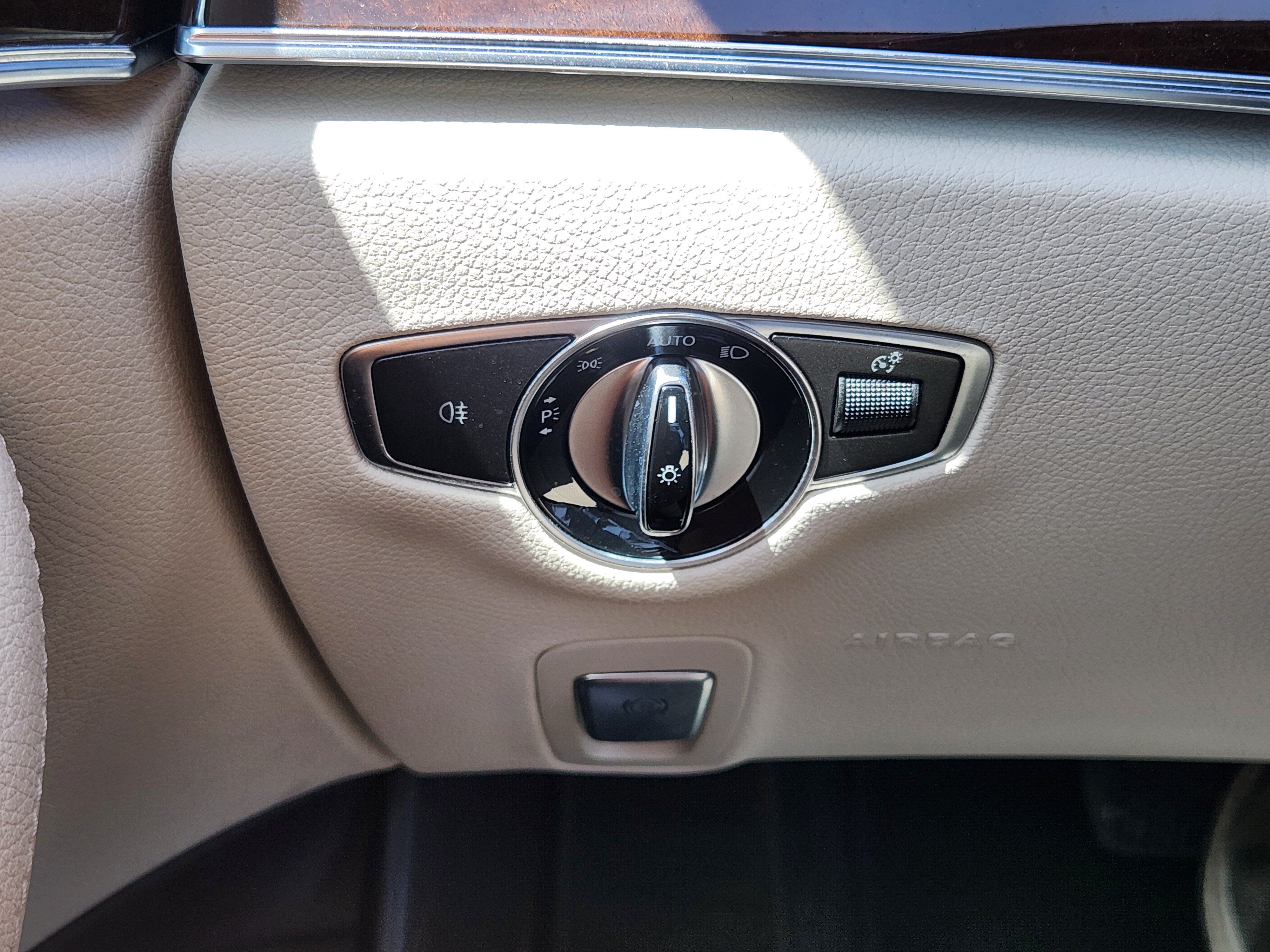 Used 2022 Mercedes-Benz E 350 Sedan image 22