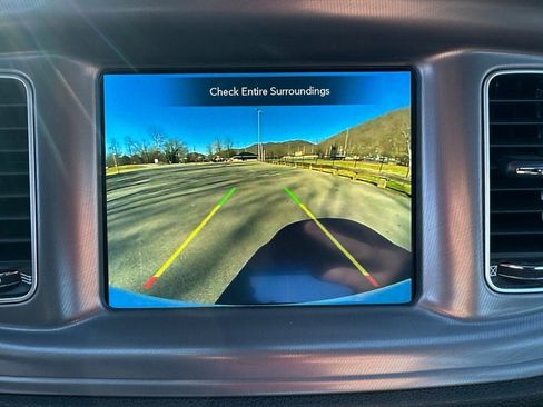 Used 2023 Dodge Charger SXT image 19