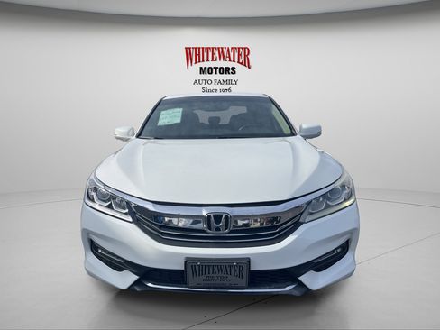 Used 2017 Honda Accord EX-L image 2