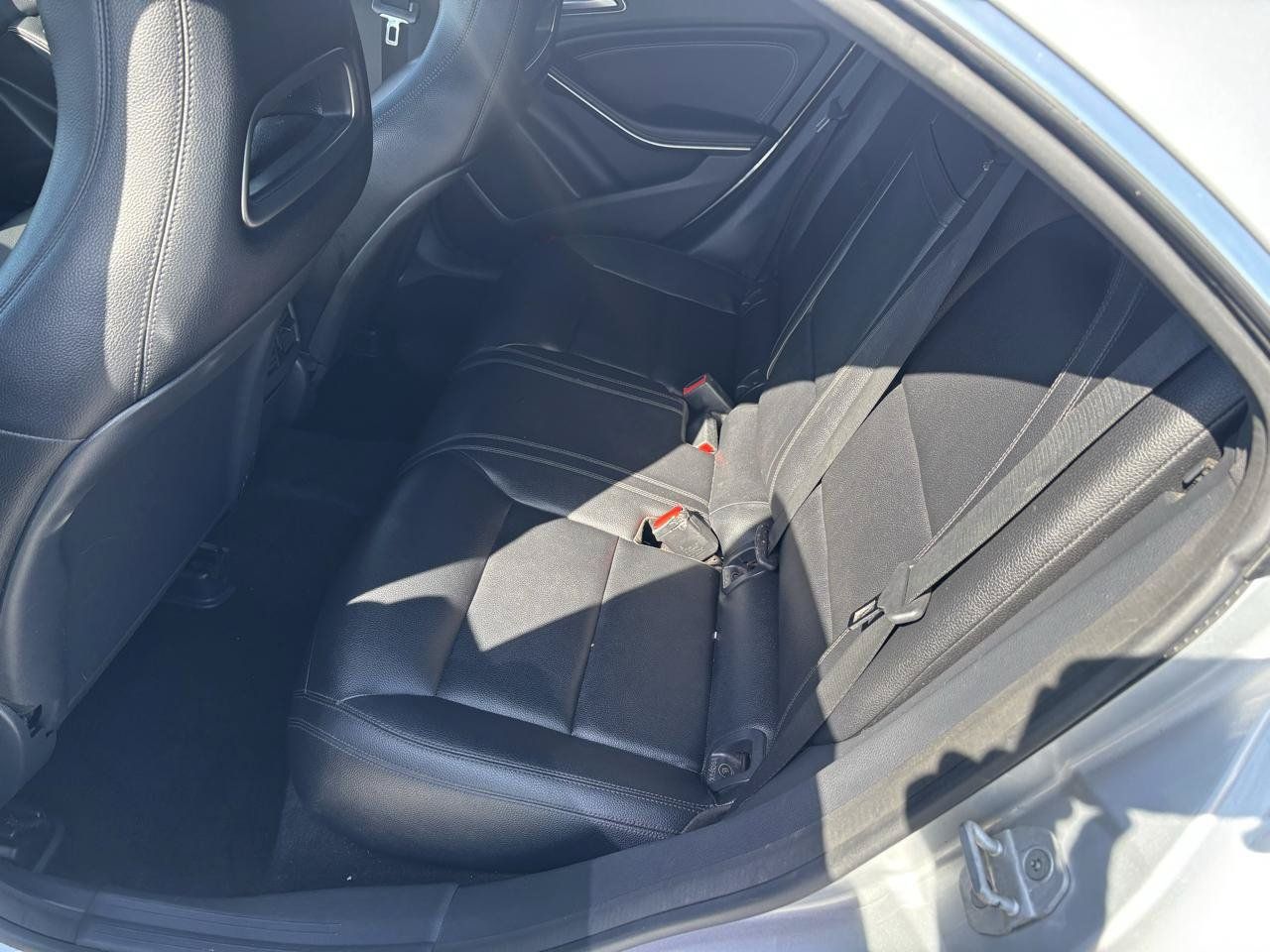 Used 2015 Mercedes-Benz CLA 250 4MATIC image 9