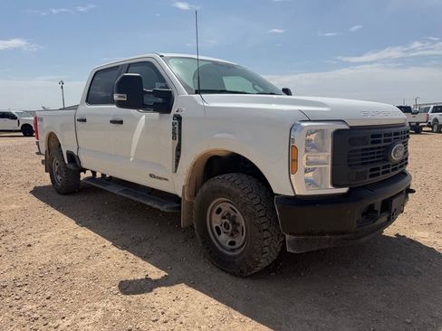 Used 2025 Ford F250 XL w/ XL Off-Road Package AWD/4WD image 12