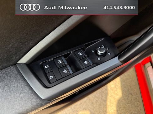 Used 2024 Audi Q3 2.0T Premium Plus AWD/4WD image 20
