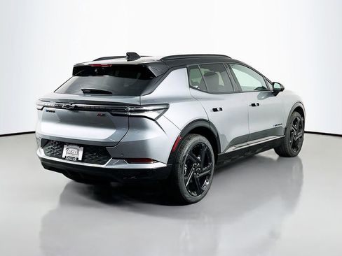 New 2026 Chevrolet Equinox EV RS image 5