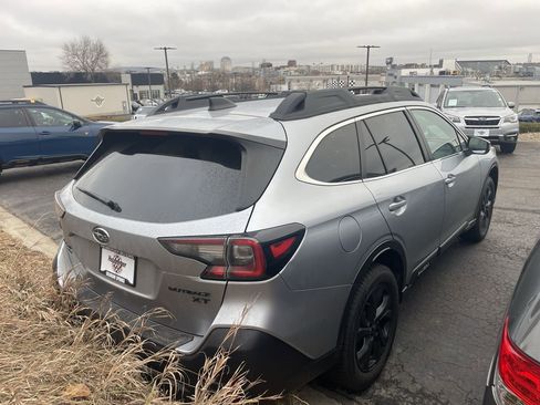 Used 2020 Subaru Outback Onyx Edition XT image 3
