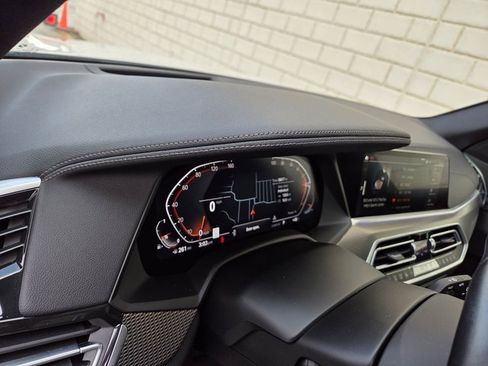 Used 2023 BMW X5 xDrive40i w/ Executive Package image 21