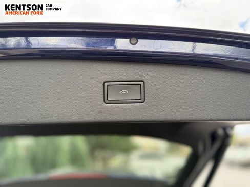 Used 2022 Volkswagen Tiguan SEL R-Line AWD/4WD image 26