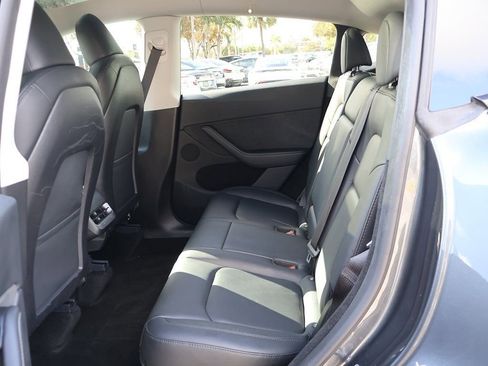 Used 2024 Tesla Model Y Long Range image 36