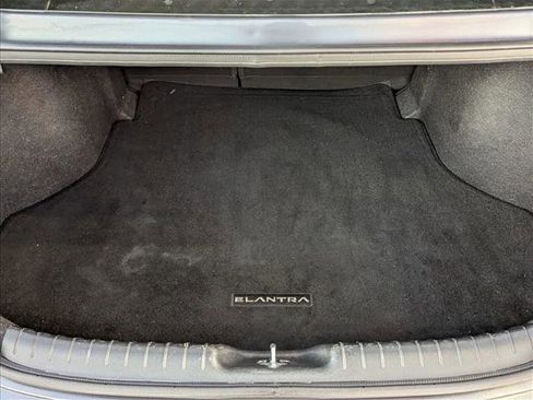 Certified 2022 Hyundai Elantra SEL w/ Convenience + Premium Package image 6