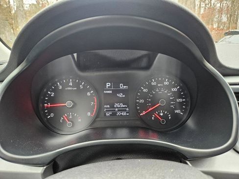 Used 2021 Kia Rio LX image 16