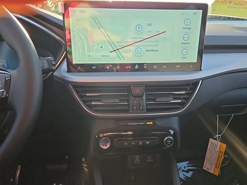 New 2025 Ford Escape Base w/ PHEV Premium Package image 27