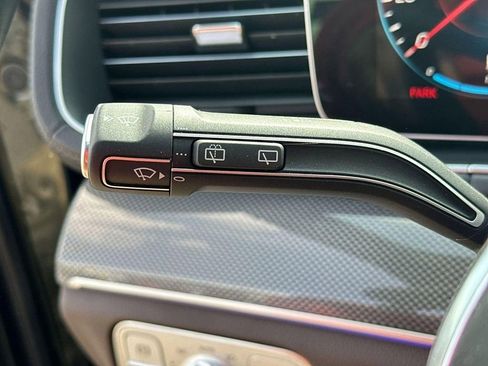 Used 2023 Mercedes-Benz GLS 450 4MATIC w/ AMG Line Exterior image 29