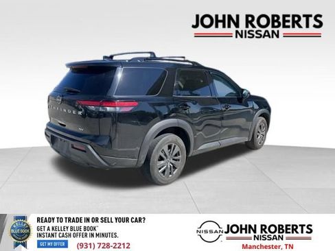 Used 2023 Nissan Pathfinder SV FWD image 17