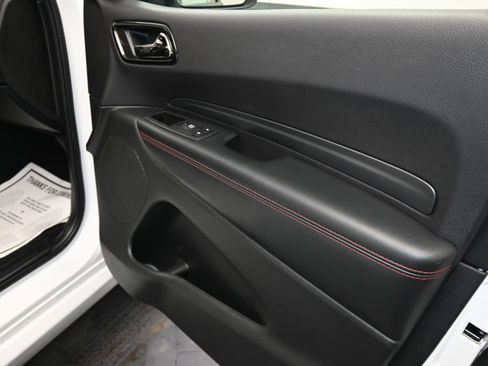 Used 2025 Dodge Durango GT image 28