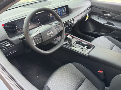 New 2026 Nissan Sentra SV w/ SV Convenience Package FWD image 24