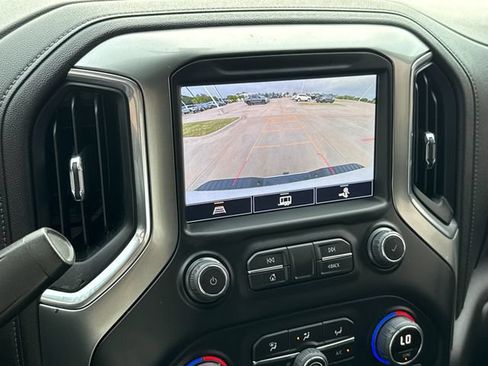 Used 2023 Chevrolet Silverado 2500 LTZ AWD/4WD image 27