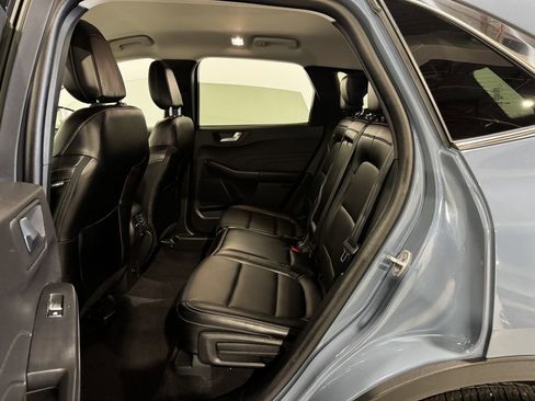 Used 2025 Ford Escape Platinum AWD/4WD image 19