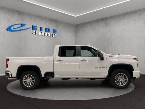 New 2025 Chevrolet Silverado 2500 LT w/ Z71 Chrome Sport Edition image 2