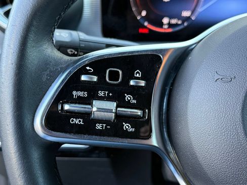 Used 2023 Mercedes-Benz CLA 250 image 30