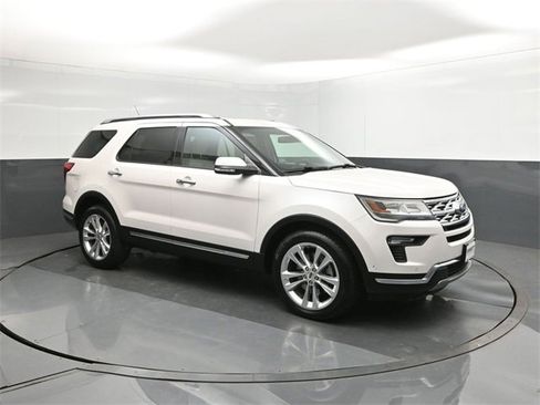 Used 2018 Ford Explorer Limited w/ Equipment Group 301A image 17