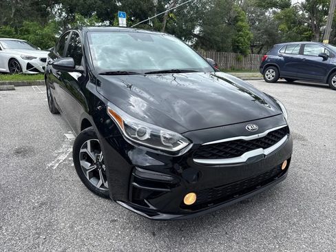 Used 2021 Kia Forte LXS FWD image 4