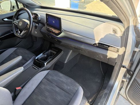 Used 2021 Volkswagen ID.4 Pro w/ ID.4 Protection Package image 24