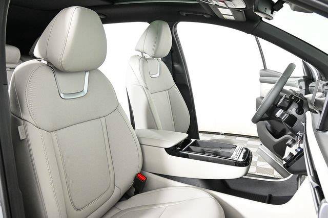 New 2026 Hyundai Tucson Limited FWD image 32